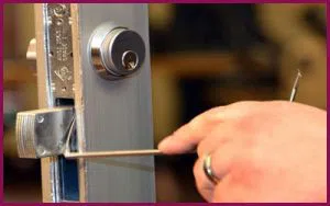Paulsboro NJ Locksmith Store Paulsboro, NJ 856-208-7934 - 12-changing-locks